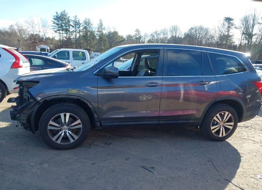 Photo 15 of 2017 Honda Pilot EX-L (VIN 5FNYF6H52HB014712)