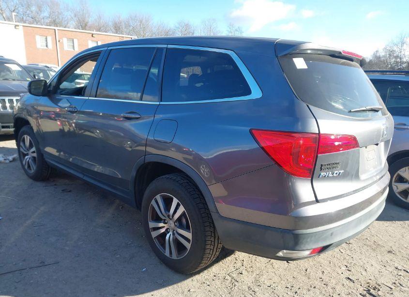 Photo 3 of 2017 Honda Pilot EX-L (VIN 5FNYF6H52HB014712)