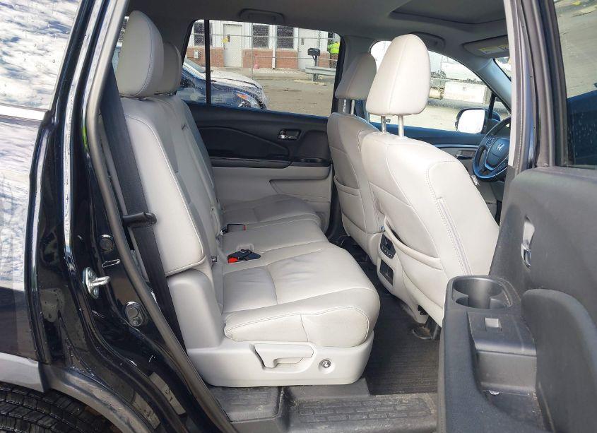 Photo 8 of 2017 Honda Pilot EX-L (VIN 5FNYF6H52HB033874)