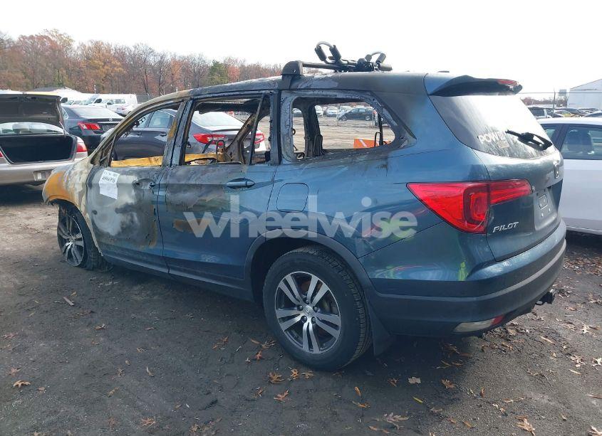 Photo 3 of 2017 Honda Pilot EX-L (VIN 5FNYF6H52HB050660)