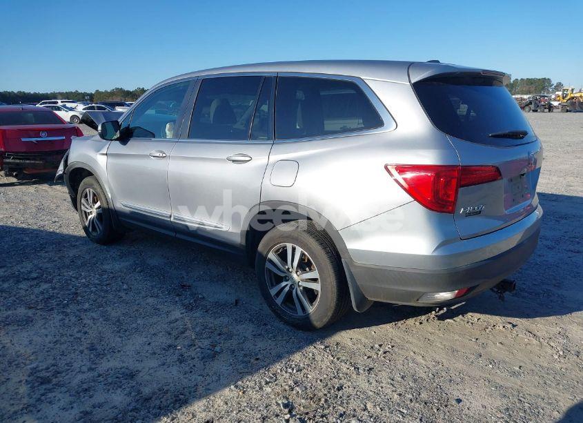 Photo 3 of 2017 Honda Pilot EX-L (VIN 5FNYF6H52HB079737)