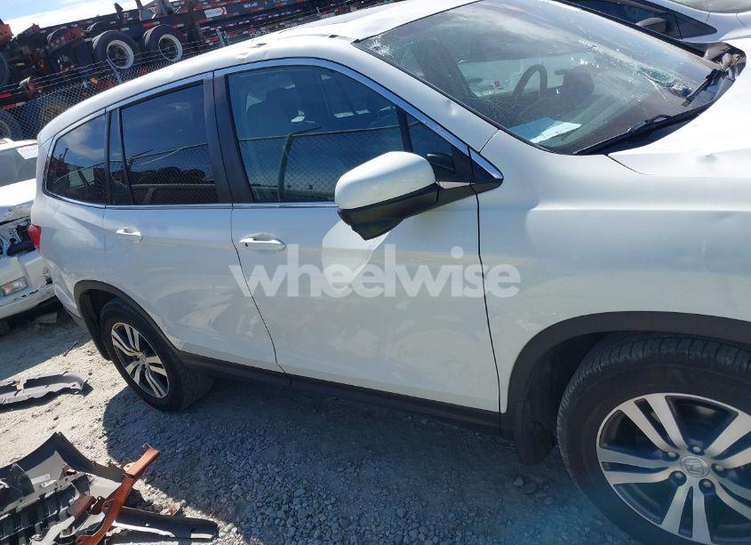 Photo 13 of 2018 Honda Pilot EX-L (VIN 5FNYF6H52JB045206)