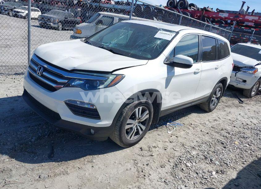 Photo 2 of 2018 Honda Pilot EX-L (VIN 5FNYF6H52JB045206)