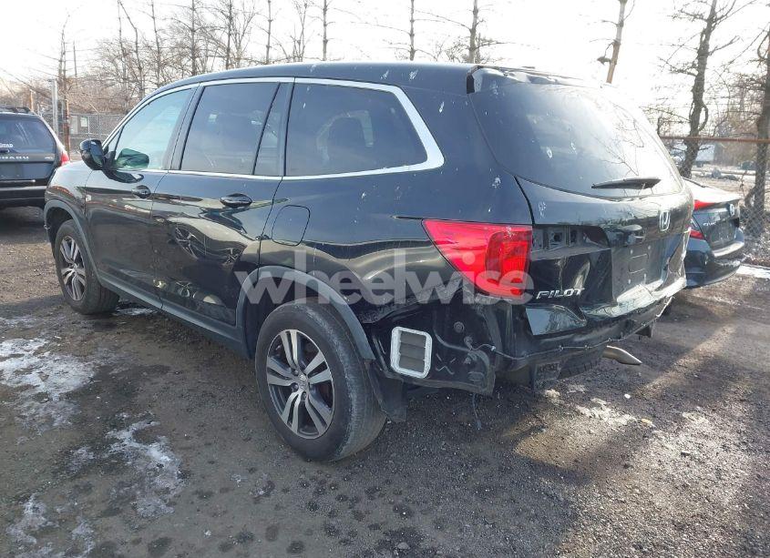 Photo 3 of 2018 Honda Pilot EX-L (VIN 5FNYF6H52JB054827)