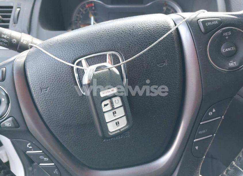 Photo 11 of 2018 Honda Pilot EX-L (VIN 5FNYF6H52JB063429)