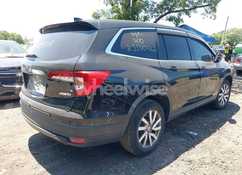 Photo 4 of 2019 Honda Pilot EX-L (VIN 5FNYF6H52KB006469)