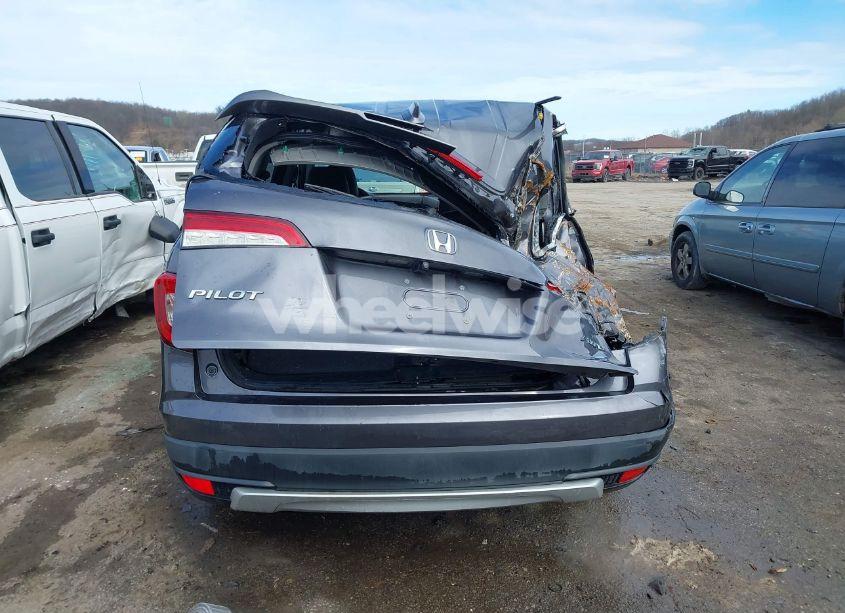 Photo 16 of 2019 Honda Pilot EX-L (VIN 5FNYF6H52KB013373)