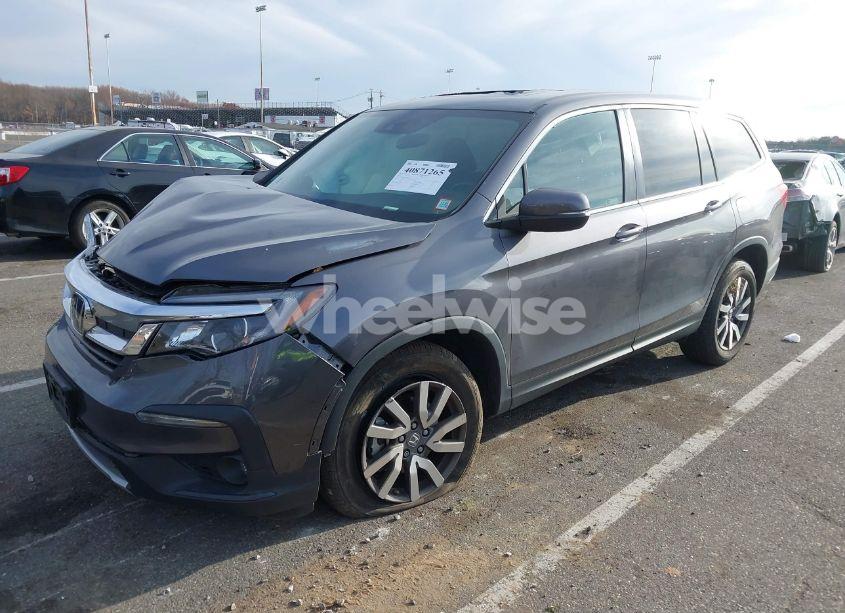 Photo 2 of 2021 Honda Pilot AWD EX-L (VIN 5FNYF6H52MB068683)