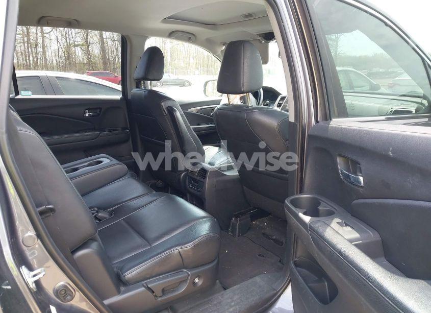 Photo 8 of 2016 Honda Pilot EX-L (VIN 5FNYF6H53GB004091)