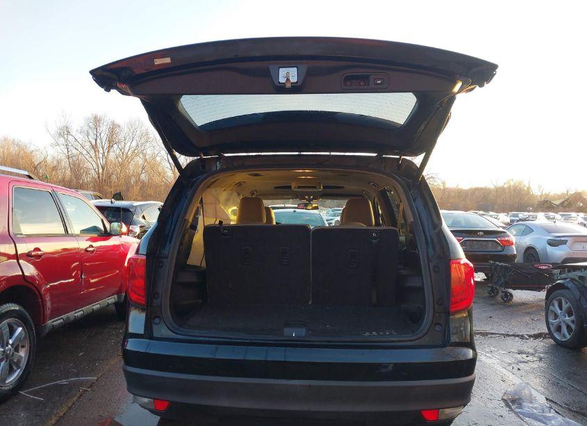 Photo 12 of 2016 Honda Pilot EX-L (VIN 5FNYF6H53GB012739)