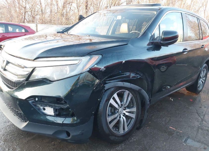Photo 6 of 2016 Honda Pilot EX-L (VIN 5FNYF6H53GB012739)