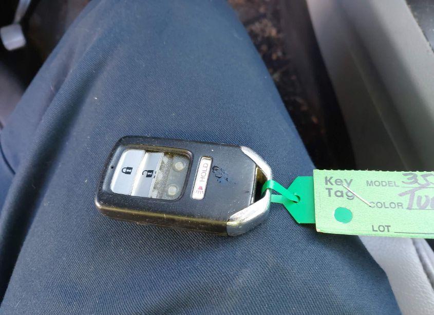 Photo 11 of 2016 Honda Pilot EX-L (VIN 5FNYF6H53GB107558)