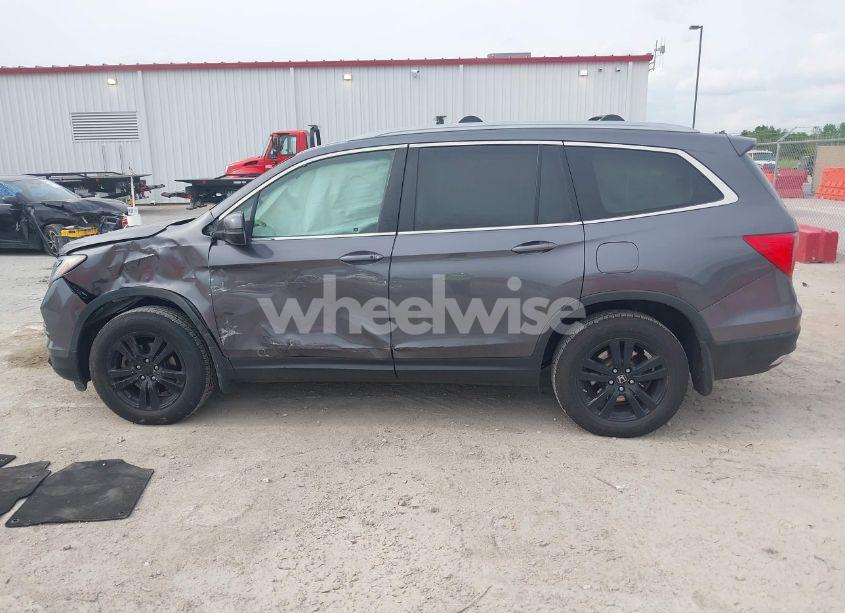 Photo 14 of 2017 Honda Pilot EX-L (VIN 5FNYF6H53HB038128)