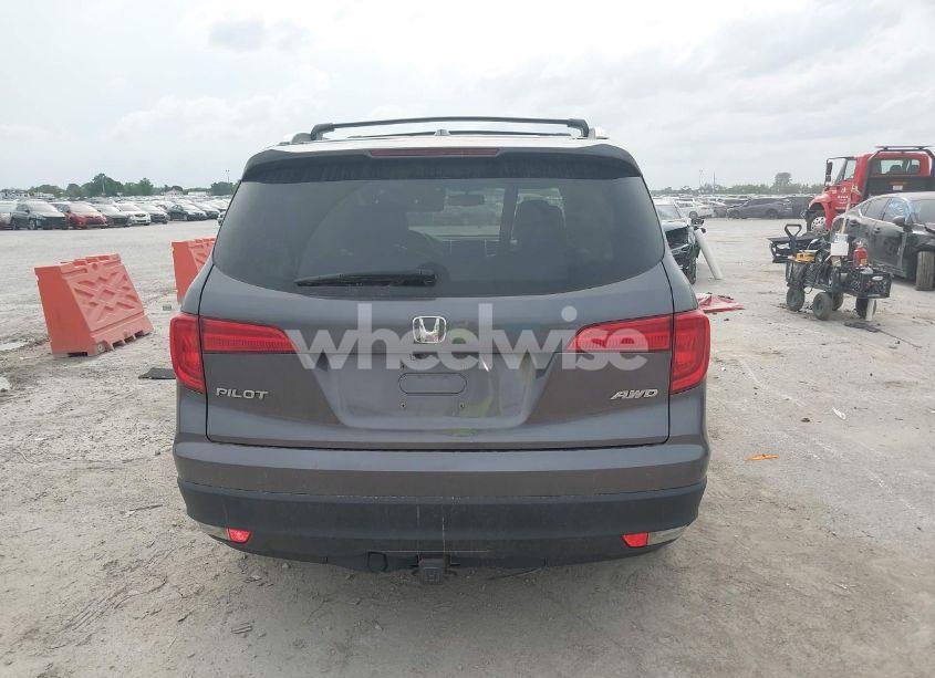 Photo 16 of 2017 Honda Pilot EX-L (VIN 5FNYF6H53HB038128)