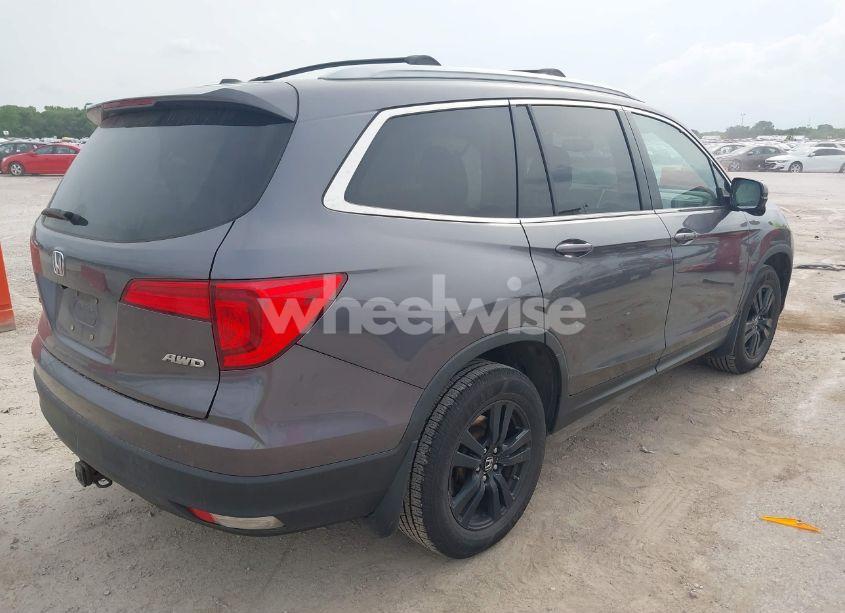 Photo 4 of 2017 Honda Pilot EX-L (VIN 5FNYF6H53HB038128)