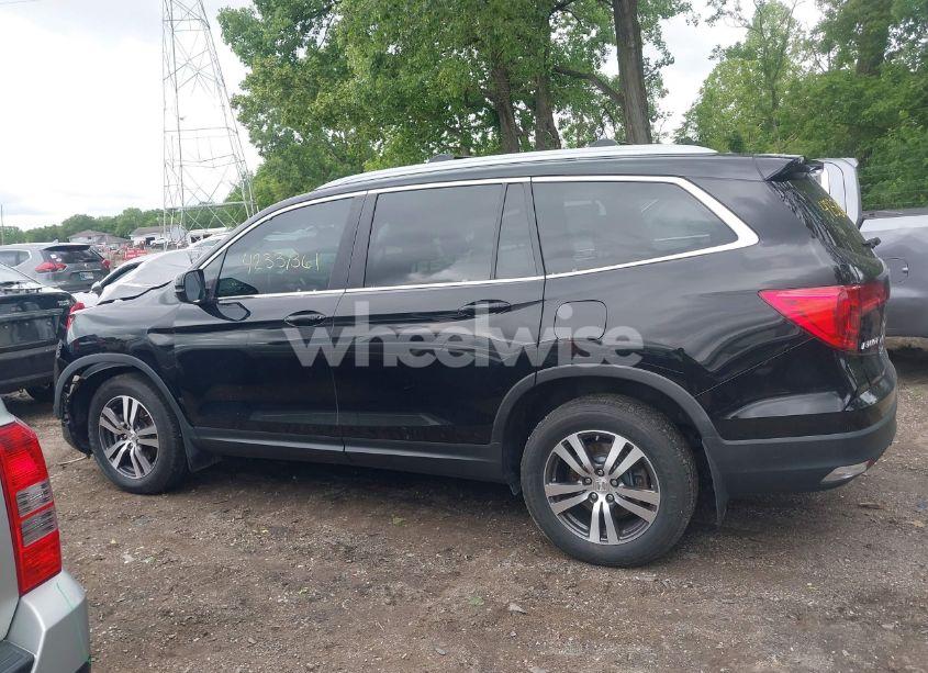 Photo 15 of 2018 Honda Pilot EX-L (VIN 5FNYF6H53JB009282)