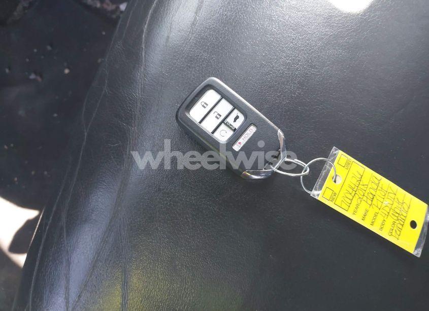 Photo 11 of 2018 Honda Pilot EX-L (VIN 5FNYF6H53JB029483)