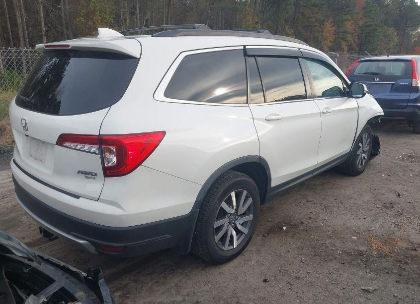 Photo 4 of 2019 Honda Pilot EX-L (VIN 5FNYF6H53KB016265)