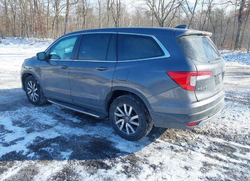 Photo 3 of 2019 Honda Pilot EX-L (VIN 5FNYF6H53KB070259)