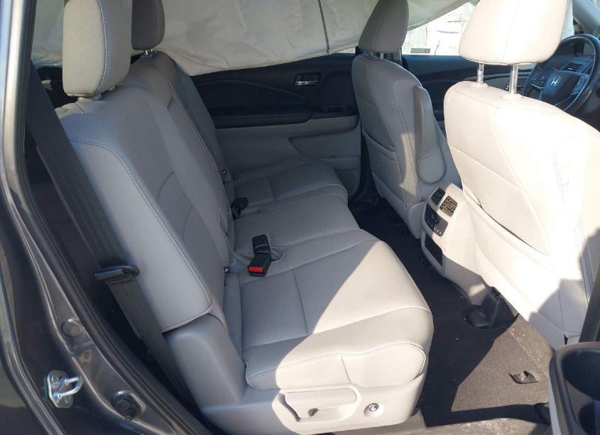 Photo 8 of 2019 Honda Pilot EX-L (VIN 5FNYF6H53KB070259)