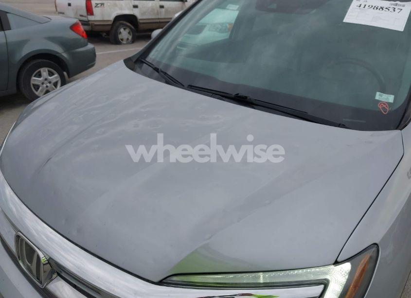 Photo 6 of 2019 Honda Pilot EX-L (VIN 5FNYF6H53KB074943)