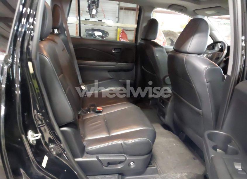 Photo 8 of 2016 Honda Pilot EX-L (VIN 5FNYF6H54GB057186)