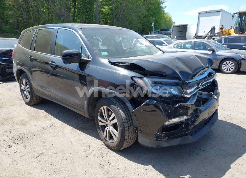 2017 Honda Pilot EX-L (VIN 5FNYF6H54HB010936) main photo