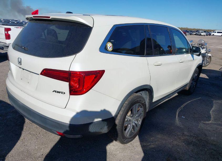 Photo 4 of 2018 Honda Pilot EX-L (VIN 5FNYF6H54JB055168)