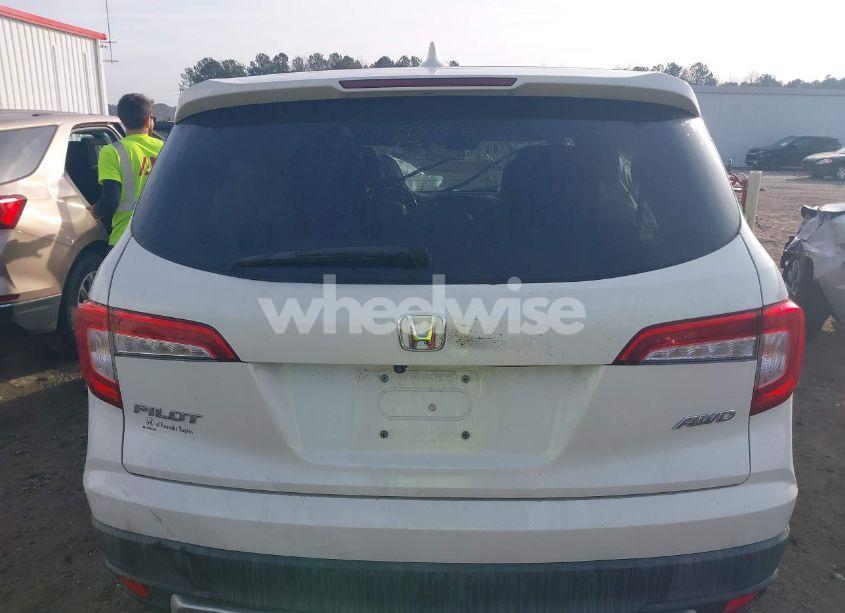 Photo 16 of 2019 Honda Pilot EX-L (VIN 5FNYF6H54KB002228)