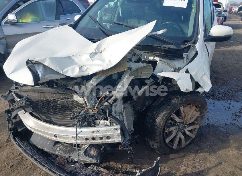 Photo 6 of 2019 Honda Pilot EX-L (VIN 5FNYF6H54KB002228)