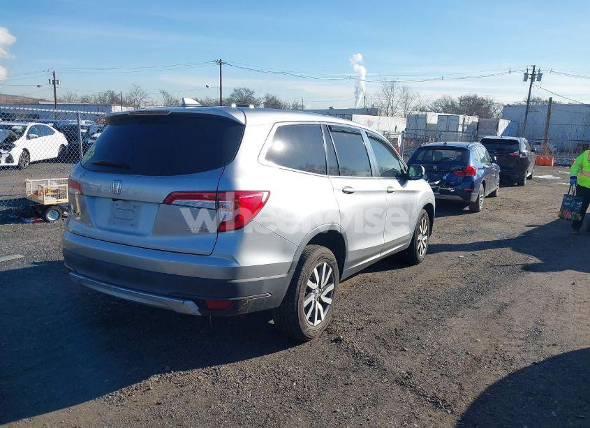Photo 4 of 2019 Honda Pilot EX-L (VIN 5FNYF6H54KB097860)