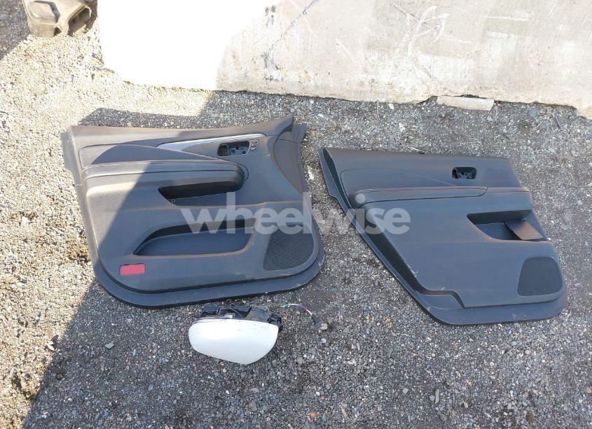 Photo 12 of 2021 Honda Pilot AWD EX-L (VIN 5FNYF6H54MB020232)