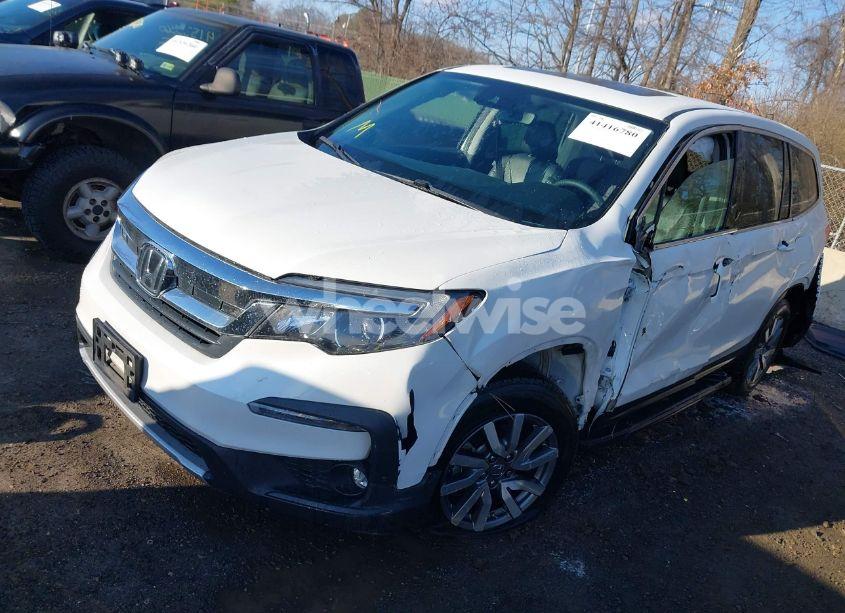 Photo 2 of 2021 Honda Pilot AWD EX-L (VIN 5FNYF6H54MB020232)