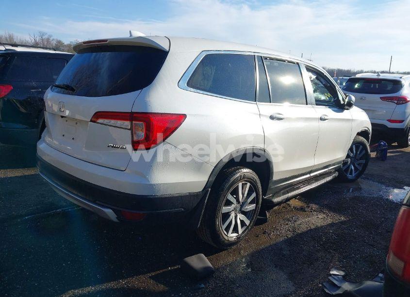 Photo 4 of 2021 Honda Pilot AWD EX-L (VIN 5FNYF6H54MB020232)