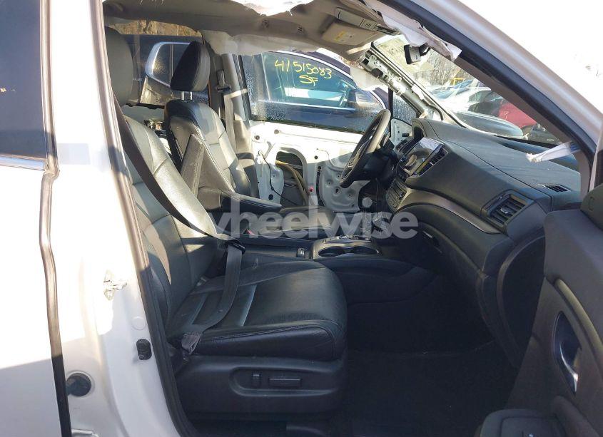 Photo 5 of 2021 Honda Pilot AWD EX-L (VIN 5FNYF6H54MB020232)