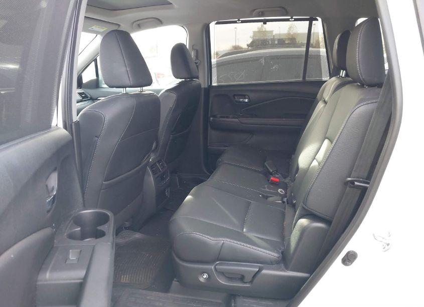 Photo 8 of 2021 Honda Pilot AWD EX-L (VIN 5FNYF6H54MB091253)