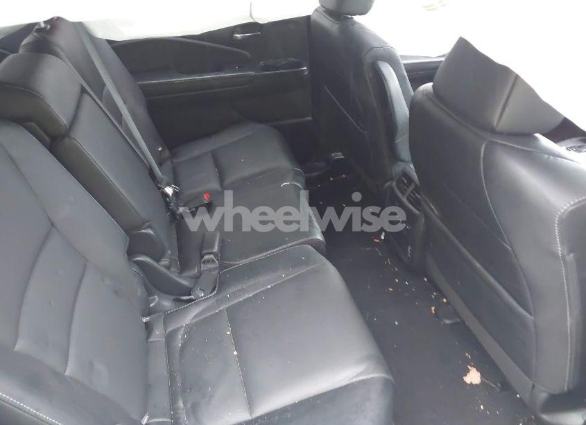 Photo 8 of 2022 Honda Pilot AWD EX-L (VIN 5FNYF6H54NB020832)