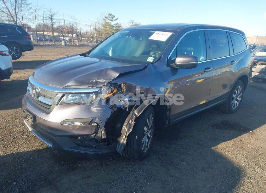 Photo 2 of 2022 Honda Pilot AWD EX-L (VIN 5FNYF6H54NB035962)