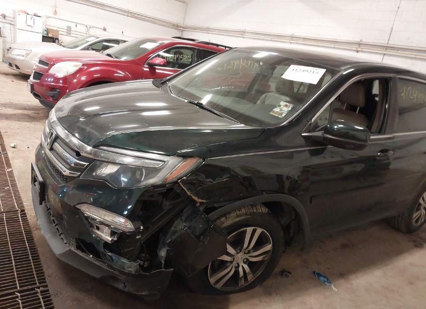 Photo 6 of 2016 Honda Pilot EX-L (VIN 5FNYF6H55GB006165)