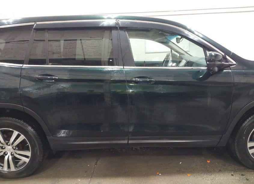 Photo 14 of 2016 Honda Pilot EX-L (VIN 5FNYF6H55GB020020)