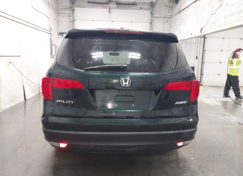 Photo 17 of 2016 Honda Pilot EX-L (VIN 5FNYF6H55GB020020)
