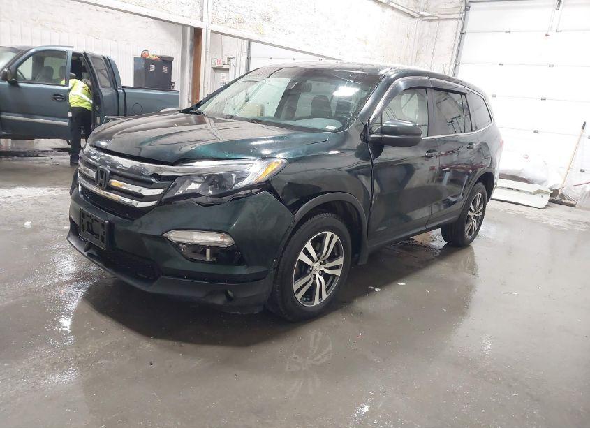 Photo 2 of 2016 Honda Pilot EX-L (VIN 5FNYF6H55GB020020)