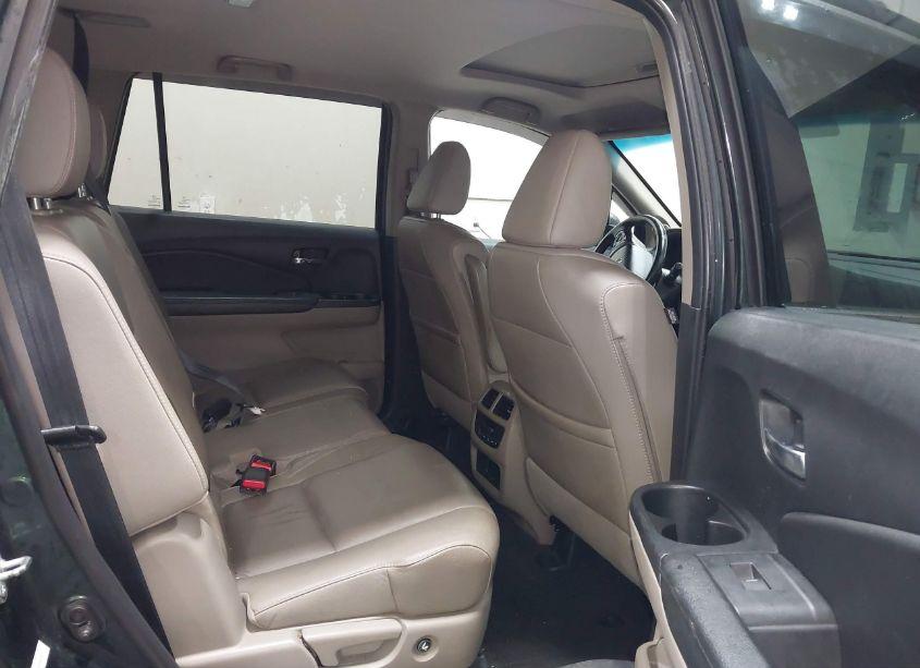 Photo 8 of 2016 Honda Pilot EX-L (VIN 5FNYF6H55GB020020)