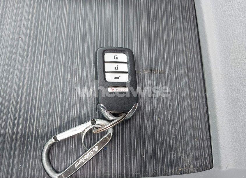 Photo 11 of 2016 Honda Pilot EX-L (VIN 5FNYF6H55GB069427)