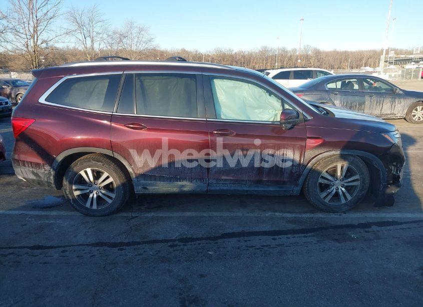 Photo 13 of 2016 Honda Pilot EX-L (VIN 5FNYF6H55GB072425)