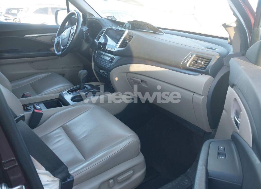 Photo 5 of 2016 Honda Pilot EX-L (VIN 5FNYF6H55GB072425)