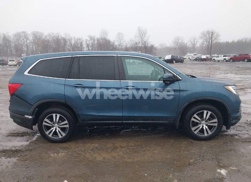 Photo 13 of 2016 Honda Pilot EX-L (VIN 5FNYF6H55GB105942)
