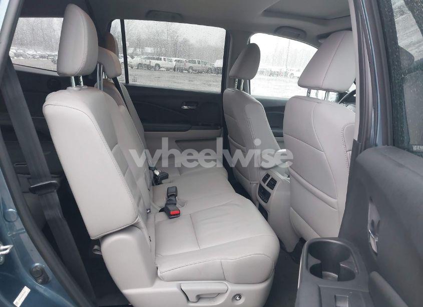 Photo 8 of 2016 Honda Pilot EX-L (VIN 5FNYF6H55GB105942)
