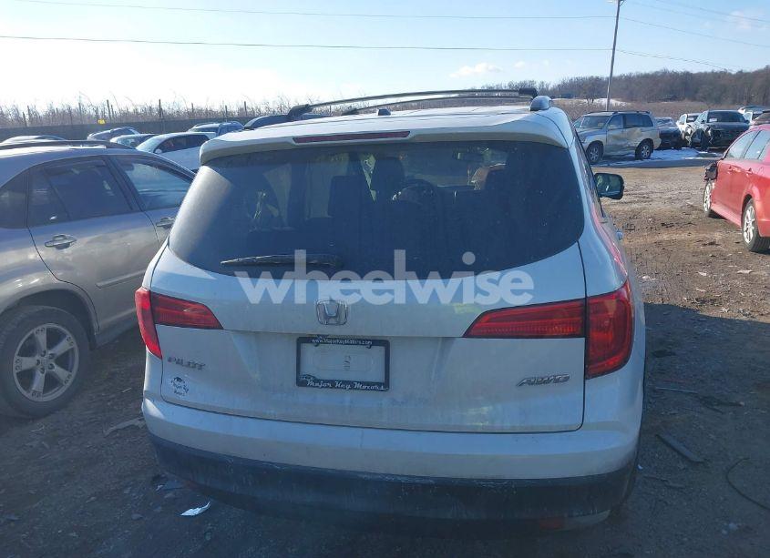 Photo 16 of 2016 Honda Pilot EX-L (VIN 5FNYF6H55GB113961)