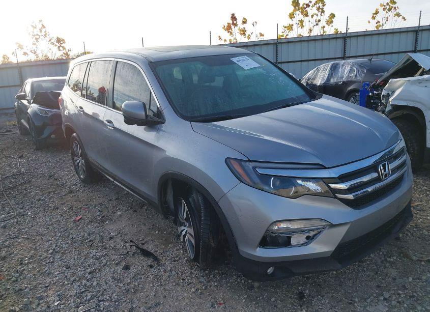 2018 Honda Pilot EX-L (VIN 5FNYF6H55JB013351) main photo